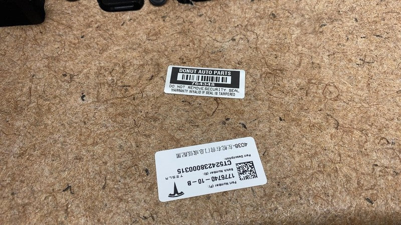 1776740-10-B ⭕ 24-25 Model 3 Front Passenger Highland Door Panel Trim Card Right 1776740-10-B