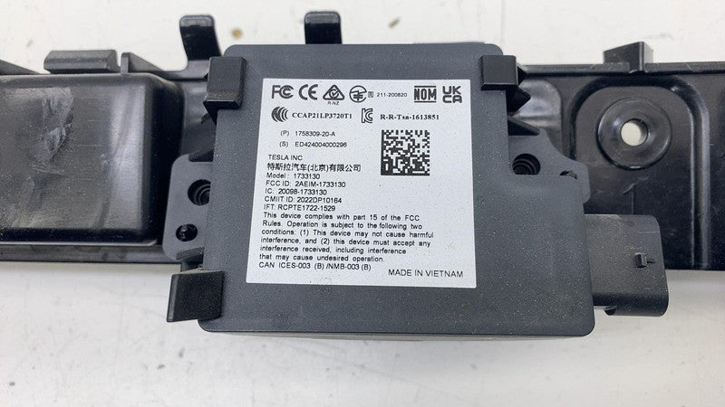 175709600D 24-25 Model 3 Rear Bumper Fascia Center Bracket + Transceiver Module 757096-00-D