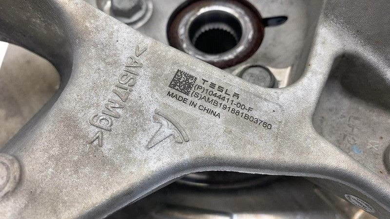 104441100F ⭕ 2017-2023 Tesla Model 3 Rear Left Spindle Knuckle w/ Hub & Shield 1044411-00-F