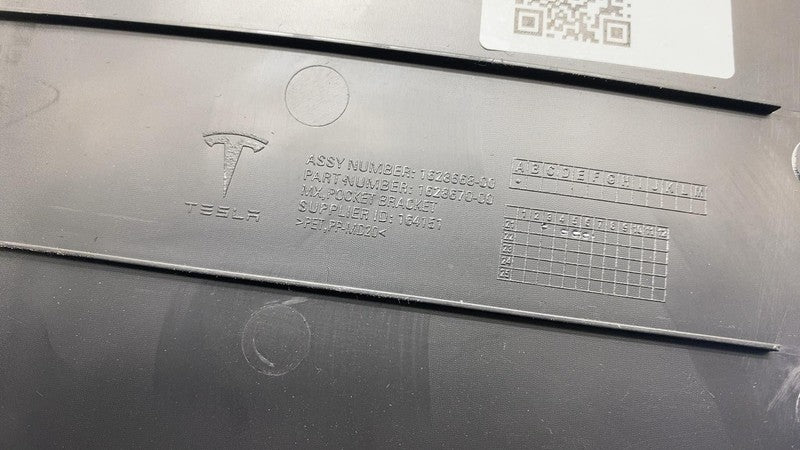 162866800A 21-23 Tesla Model X Rear Trunk Wing Soft Trim Carpet Pocket Bracket 1628668-00-A