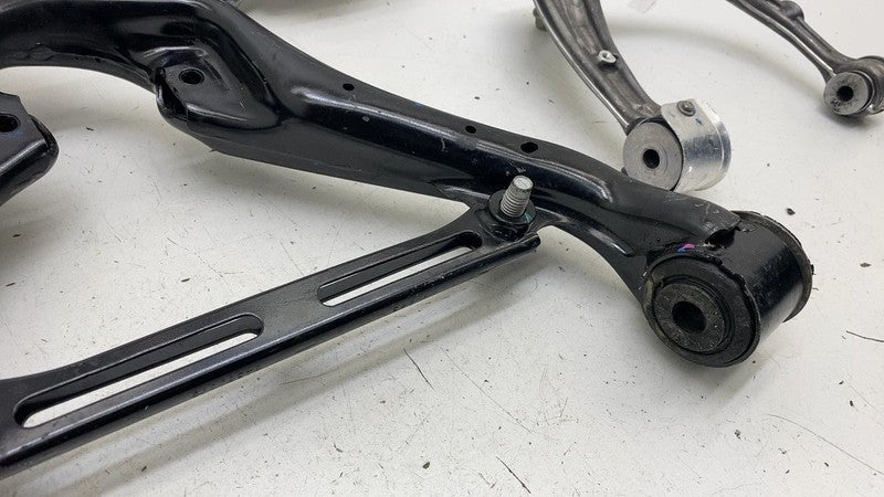 13549863 ⭕ 2025 Chevrolet Silverado 1500 Front Left Spindle Knuckle w/ Control Arm Links