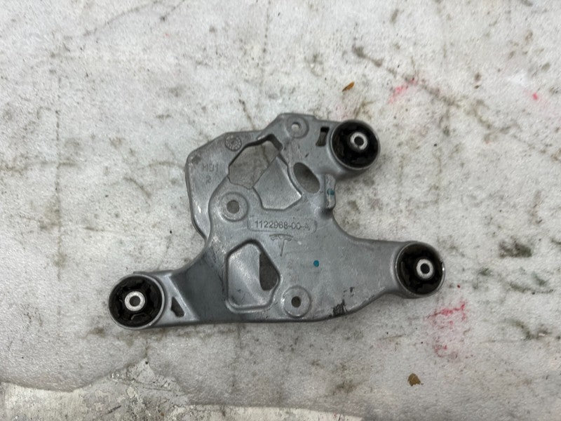 112296800A ⭕ 17-23 Model 3 HVAC A/C Air Compressor Body Bracket Mount Support 1122968-00-A