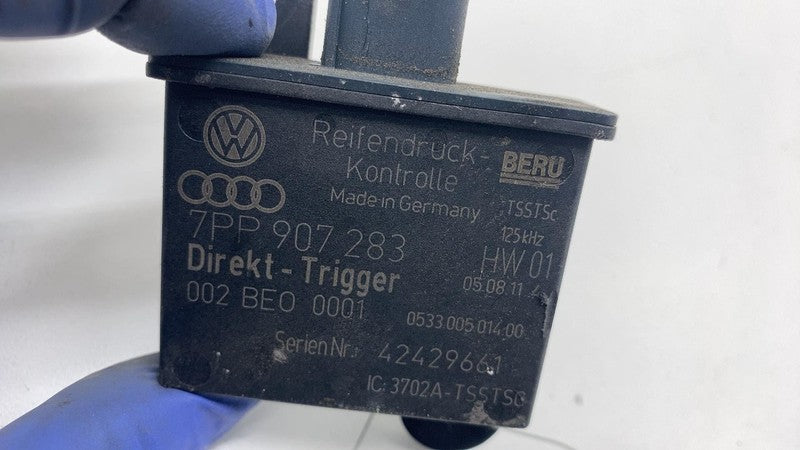 7PP907283 2011-2018 Porsche Cayenne S Tire Pressure Monitoring System TPMS Receiver Module