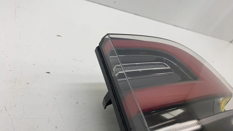 103433300A ⭕ 2016-2020 Tesla Model X Rear Right Outer Taillight LED Tail Lamp 1034333-00-A