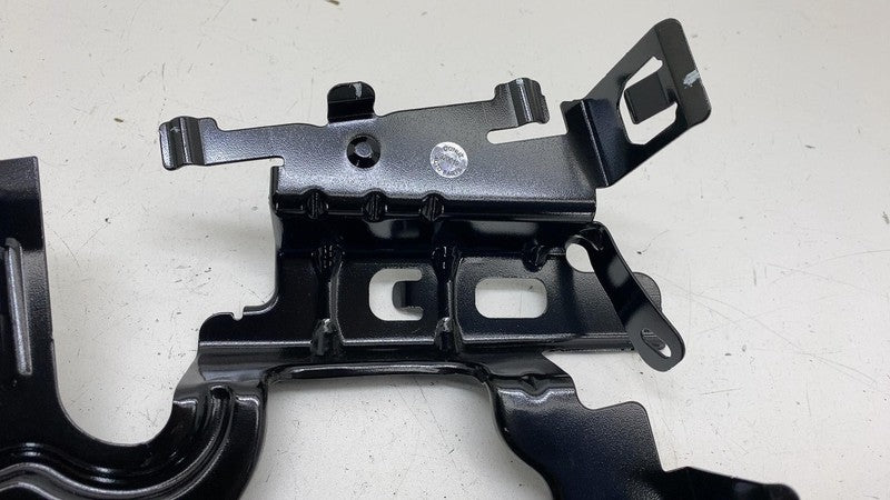 32217573 ⭕ 2021-2023 Polestar 2 Central Locking Module Control Support Bracket 32217573