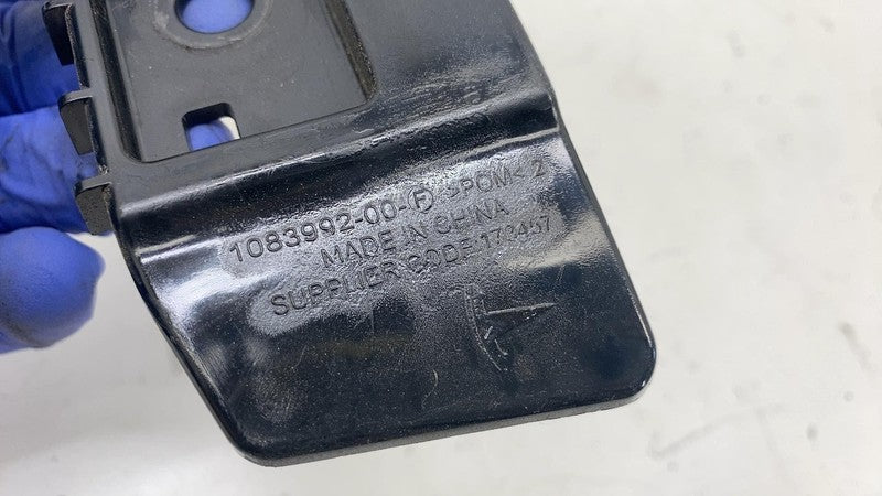 ⭕ 17-23 Tesla Model 3 Rear Left Taillight Tail Lamp Mount Bracket 1083