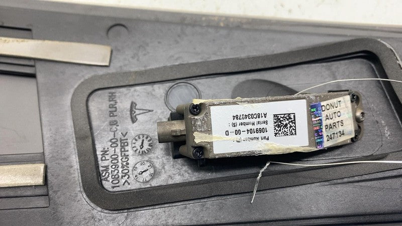 ⭕2016-2020 Tesla Model S Right B-Pillar Applique Glass Trim Molding 10