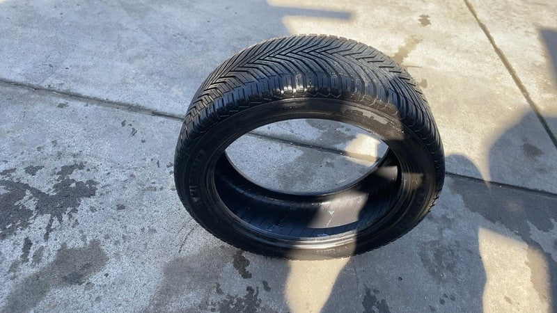 ⭕ Michelin Cross Climate 245/45R19 Tire