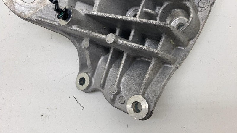 68449047AA ⭕ 2025 Ram 1500 Front Right Lower Engine Motor Mount Support Bracket 68449047AA