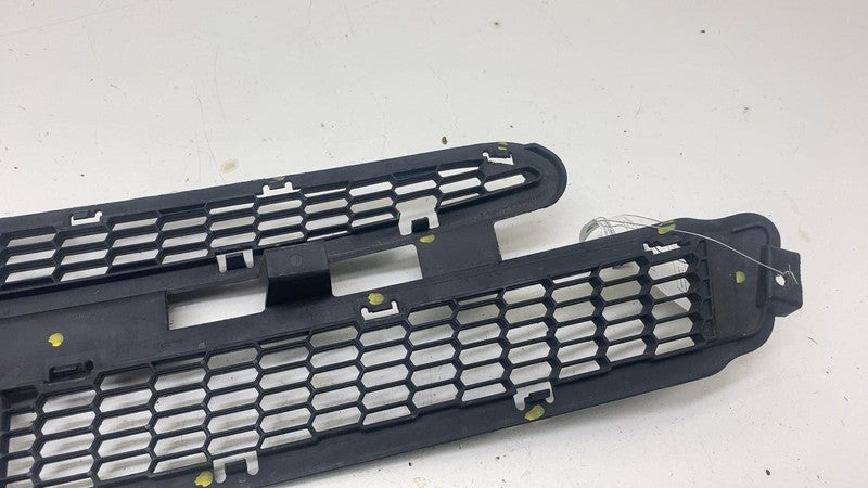 103821100A 2012-2015 Tesla Model S MS Front Bumper Lower Grille Mesh Assembly 1038211-00-A