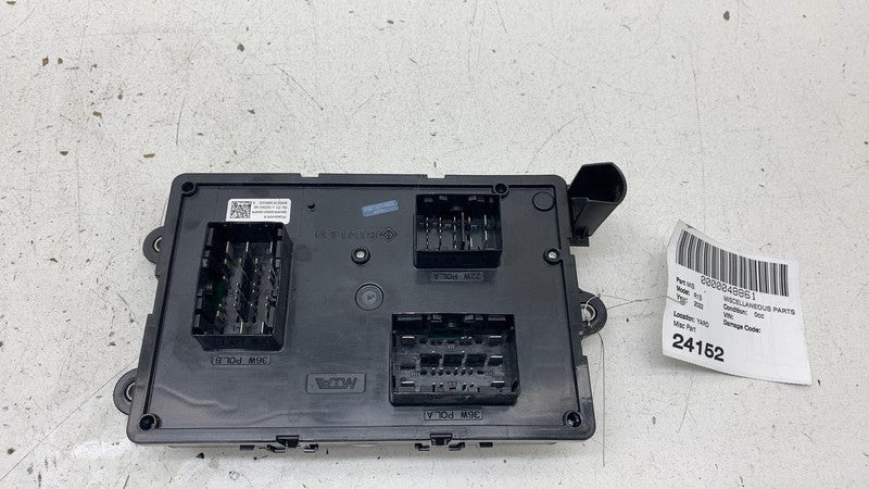 PT00031575E 2022-2024 Rivian R1T R1S Left Dash Fusebox Power Relay Control Module ECM Assy