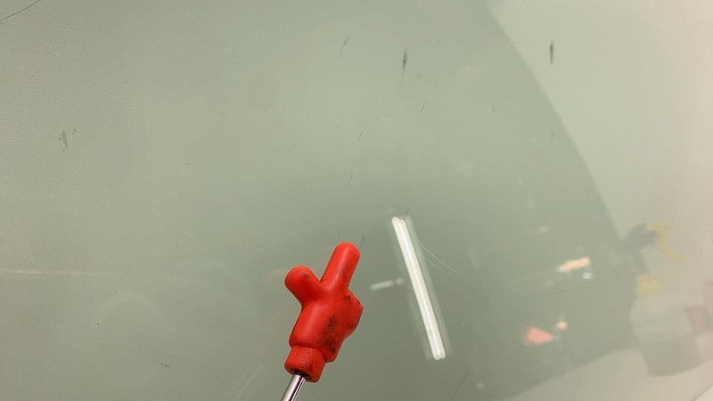 E2 43R-000677 ⭕ 2011-2018 Porsche Cayenne Front Driver Side Door Window Glass Left LH Assembly