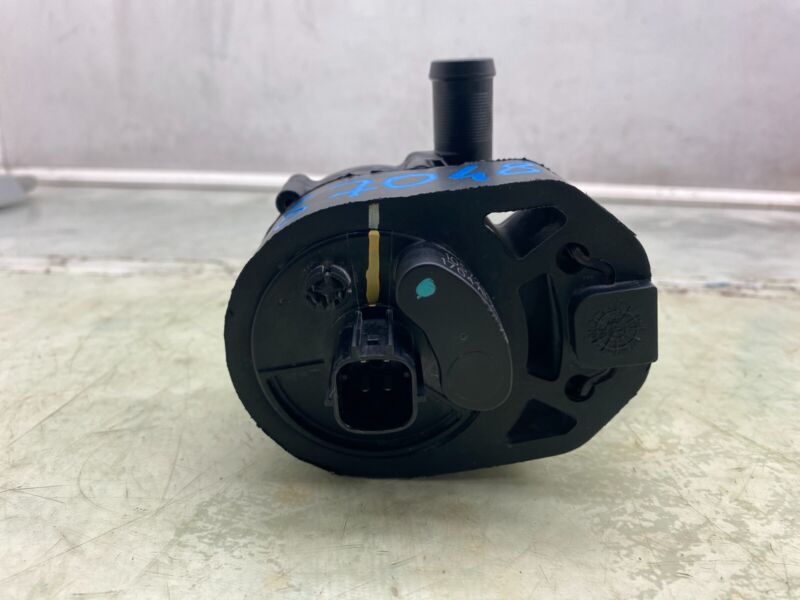 2016-2020 Tesla Model S MS Electric Auxiliary Coolant Water Pump w/ Bracket Assy
