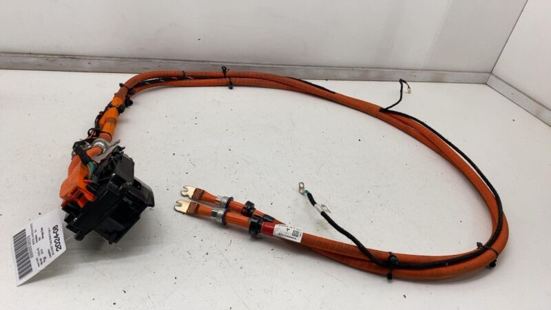 102604100O 2014-2020 Tesla Model S High Voltage Inlet Chargeport w/ Harness Charging Cable