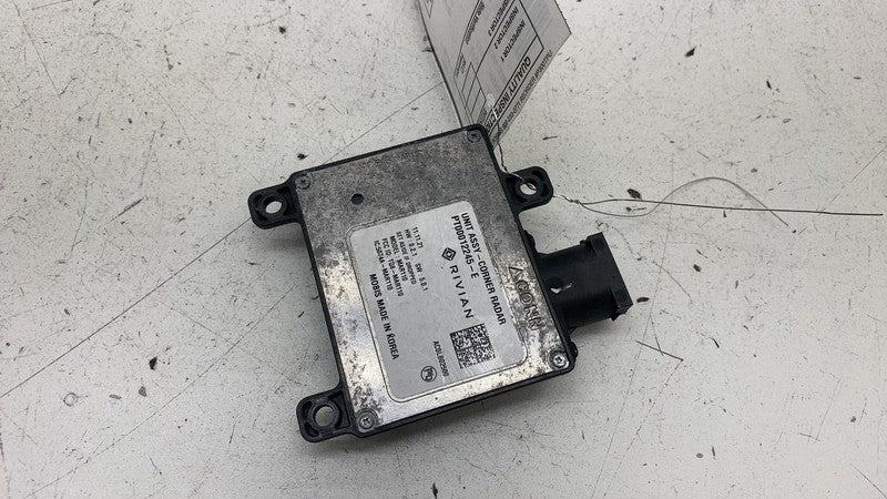 PT00012245E ⭕ 22-24 Rivian R1T R1S Rear Right Blind Spot Radar Sensor Module OEM PT00012245E