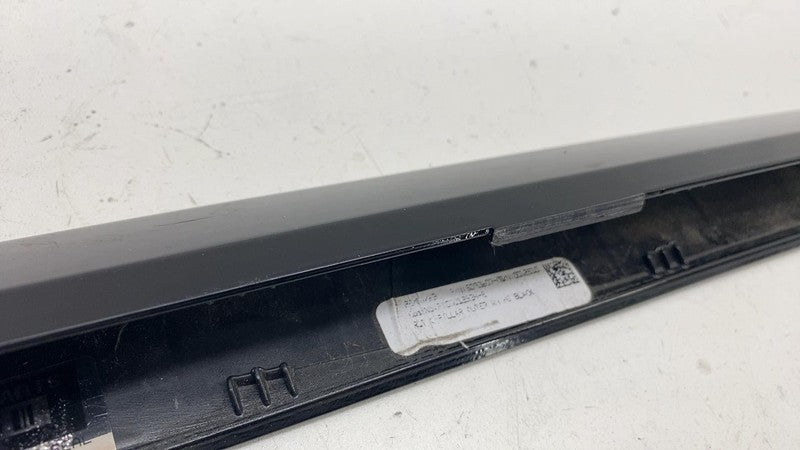 PT00012533 ⭕️ 22-24 Rivian R1T Rear Left & Right C-Pillar Outer Trim PT00012533 / PT0001253