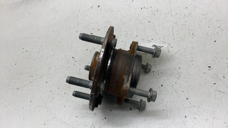 PT00031233D ⭕ 22-24 Rivian R1T R1S Rivian Front Left or Right Wheel Hub Bearing PT00031233-D