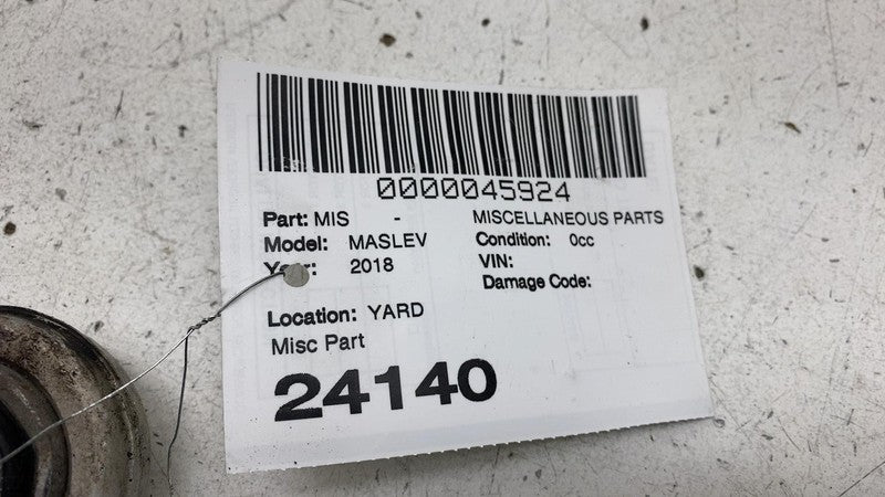 ⭕ 17-20 Maserati Levante Rear Passenger Side Lower Control Arm Right 6