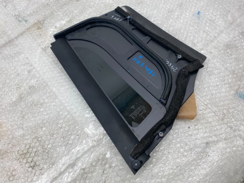43R-004553 2016-2020 Tesla Model X MX Rear Passenger Side Door Quarter Fixed Glass Right RH