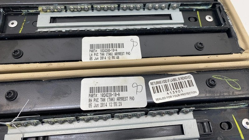 ⭕12-15 Model S Left & Right Center Console Armrest Pad 1024240-10-A/10