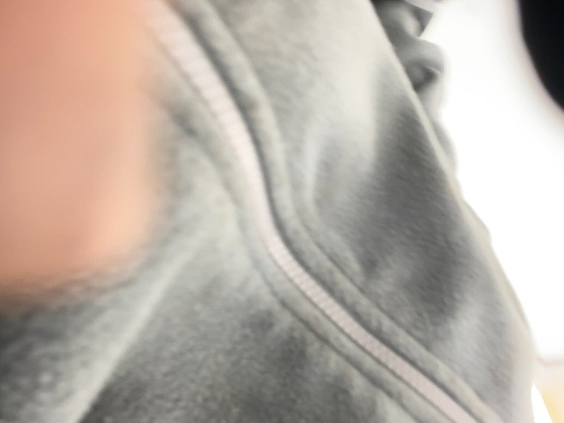 101221700F 12-23 Model S Right Rocker Panel Scuff Plate Molding w/ Rubber Seal 1012217-00-F