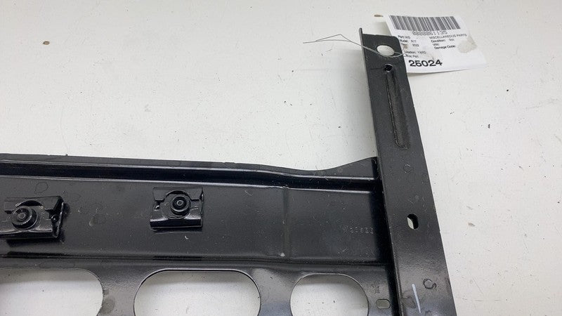 ⭕2022-2024 Rivian R1T Under Body Brace Center Mount Support Bracket Assembly OEM