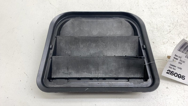 31369380 ⭕ 21-24 Polestar 2 Rear Left or Right Quarter Air Drafter Pressure Vent 31369380
