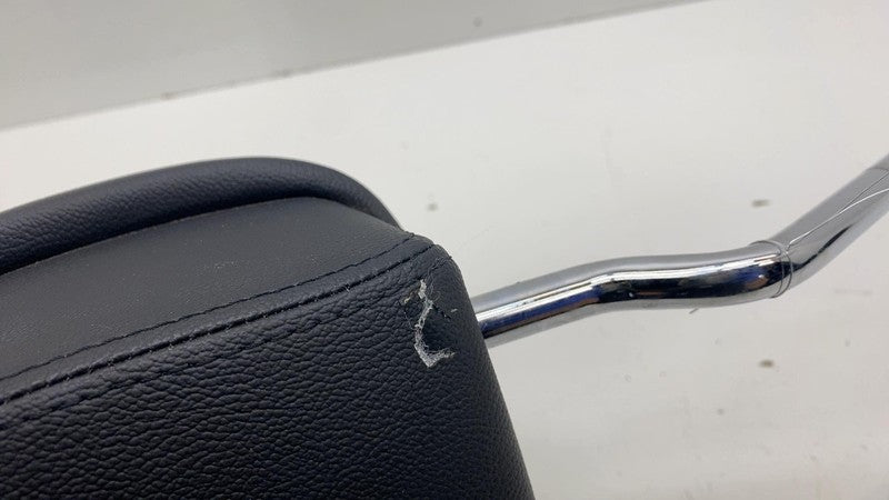 ⭕2020 Maserati Driver or Passenger Side Seat Headrest Headrest Left or Right OEM