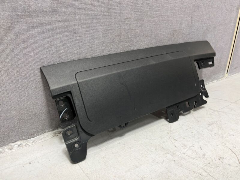 640508500F ❇️17-23 Tesla Model Y 3 Right Knee Airbag Passenger Safety Module RH OEM 1077826