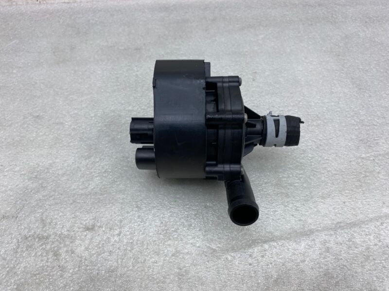 103534800F 2016-2020 Tesla Model S X Cooling System Auxiliary Water Coolant Pump FWD Assy