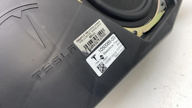 1050085-00 ⭕16-20 Tesla Model X Premium Subwoofer Bassbox Audio Speaker Woofer 1050085-00