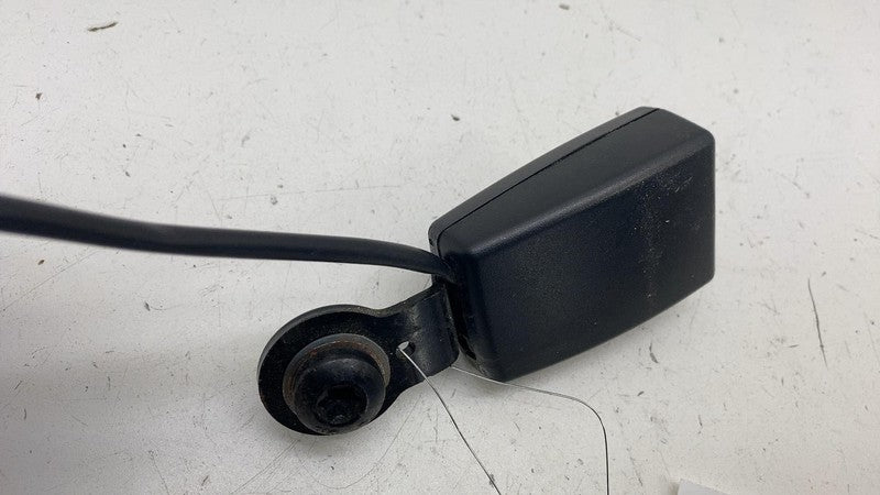 ⭕ 2016-2020 Tesla Model X Passenger Side Second Row Seat Belt Right 10