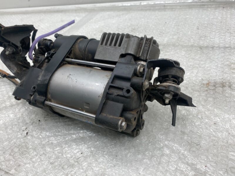 2012 2013 2014 2015 Tesla Model S Air Suspension Compressor Supply Unit Assembly