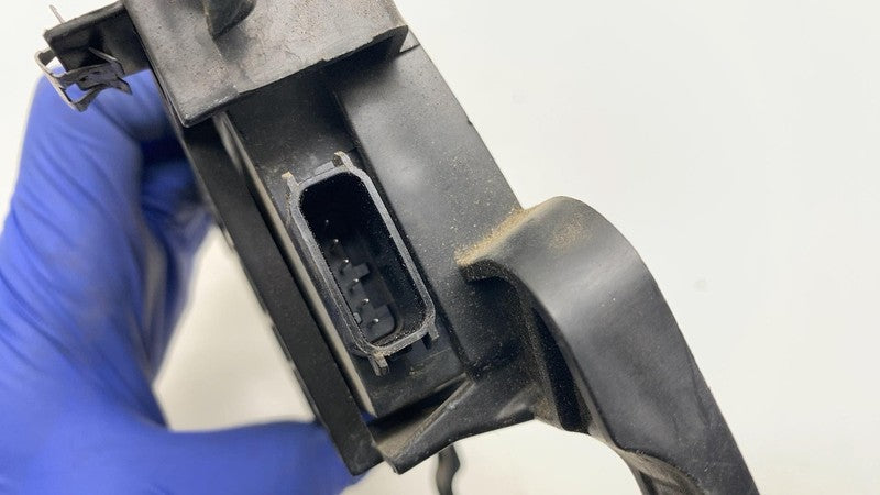 A0009028824 2016-2019 Mercedes-Benz GLE350 Rear Bumper Blind Spot Radar Sensor & Bracket OEM