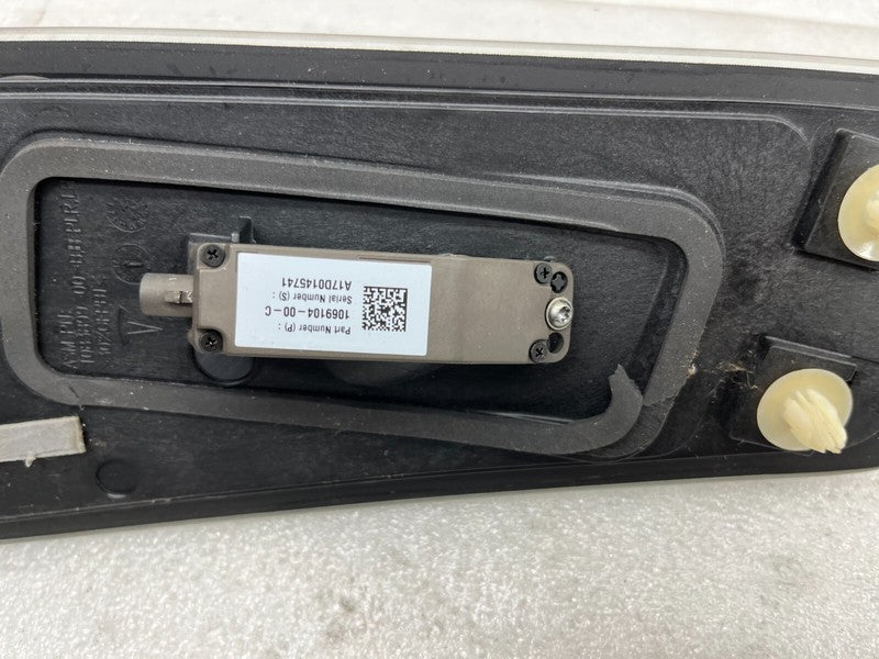 106910400C ⭕ 2016-2020 Tesla Model S MS B-Pillar Glass Applique w/ Camera Left 1092306-00-C