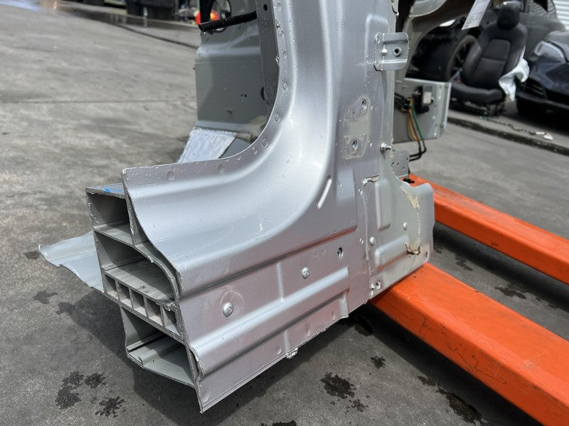2012-2016 Tesla Model S MS Front Right Body Fender Horn Frame Rail Apron Cut Out