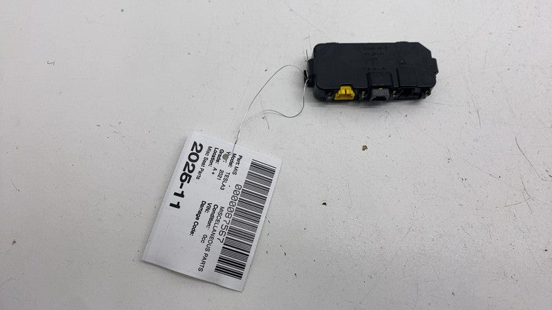 ⭕17-23 Tesla Model 3 Front Passenger Side Door Control Module Right 10