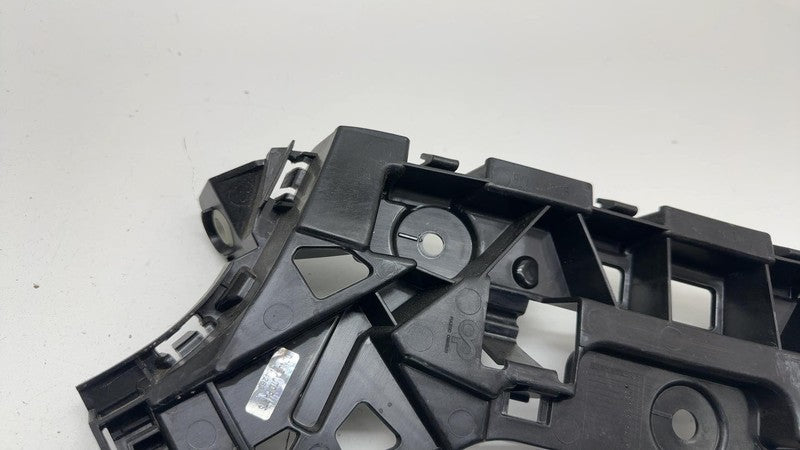 9Y3 807 406 B ⭕ 19-24 Porsche Cayenne Rear Right Bumper Inner Mount Bracket Support 9Y3807406B