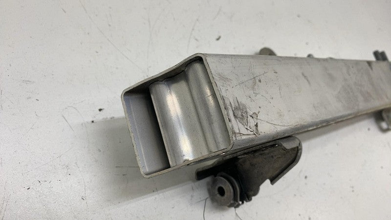 ⭕ 2018 BMW i3 I01 Front Passenger Upper Radiator Support Bracket Right