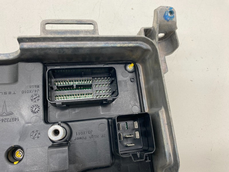 158399103C ⭕ 21-23 Tesla Model 3 Y Front Vehicle Electronic Controller Module 1583991-03-C
