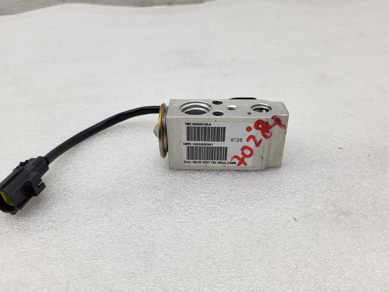 600848100A ⭕ 2012-2020 Tesla Model S A/C Line TXV Evaporator Valve w/ Solenoid 6008481-00-A