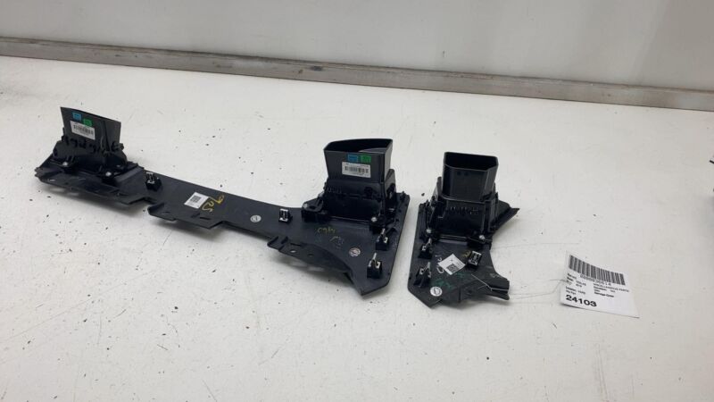 104596912C ⭕12-20 Tesla Model S SET of Front Center Dash Air Vent Grillle Trim 1045969-12-C