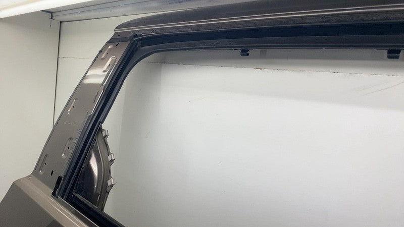 ⭕ 17-24 Chrysler Pacifica Rear Passenger Side Door Shell Panel Right Gold - PTE