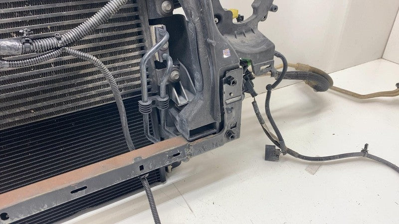 68143886AA ⭕ 11-18 Jeep Wrangler Engine Cooling Radiator + Core Support Assembly 3.6L Auto