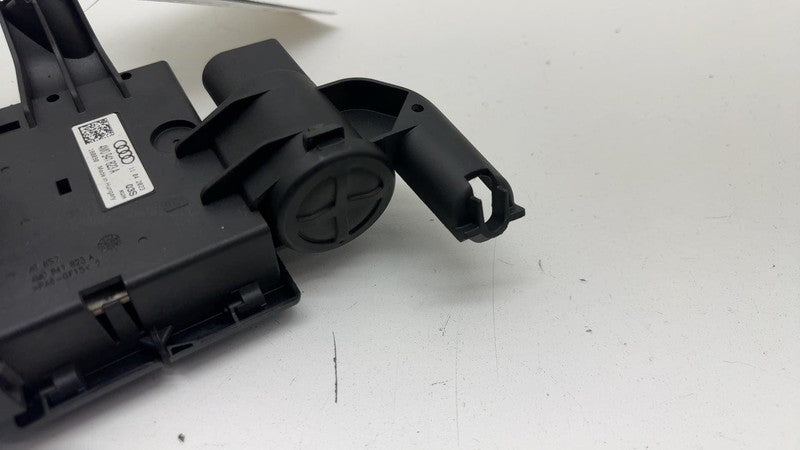 4M0 941 823 A ⭕ 18-24 Porsche Cayenne Positive Terminal Fuse Battery Junction Box 4M0941823A