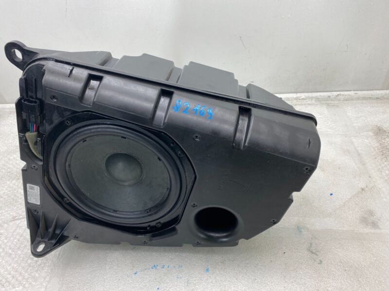 1507154 00 D 2020 2021 2022 2023 Tesla Model Y MY Audio Speaker Subwoofer Bass Box Assembly
