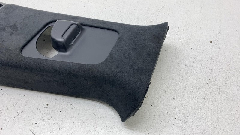 PT00427888 ⭕ 2022-2024 Rivian R1T Left B-Pillar Center Post Interior Trim Panel PT00427888