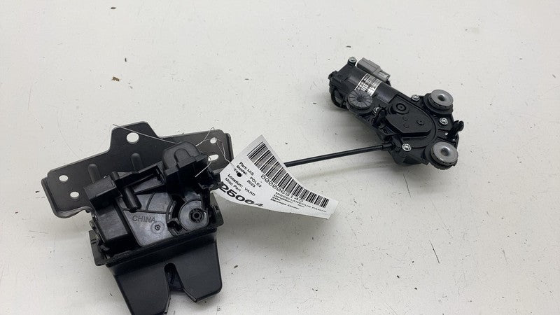 ⭕2021 2022 2023 Polestar 2 Liftgate Power Lock Latch Actuator w/ Motor Assy OEM