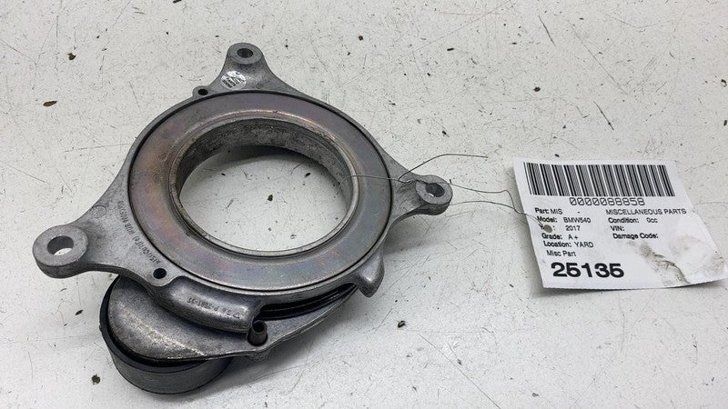⭕2017-2020 BMW 540i Engine Motor Belt Tensioner Pulley Carrier Assembl