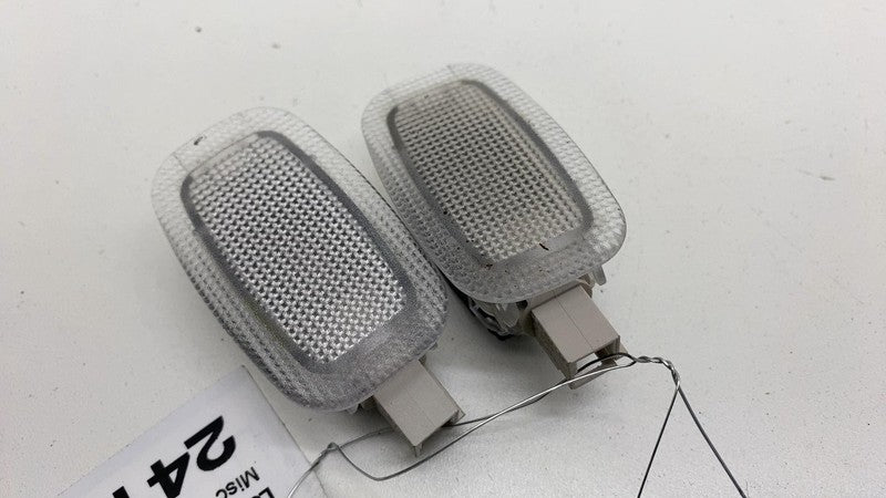 A0028202101 2012-2019 Mercedes-Benz GLE350 Front Left & Right Interior Courtesy Lamp Light